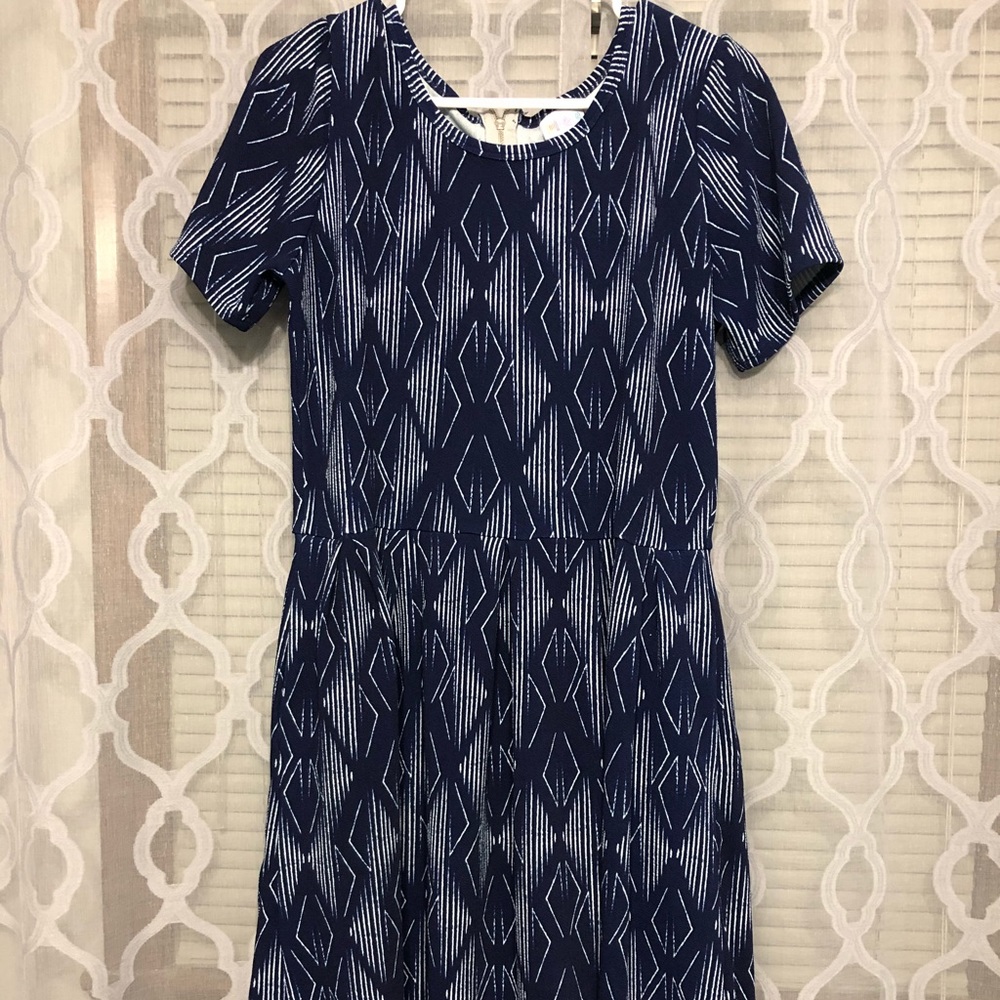 LuLaRoe Amelia